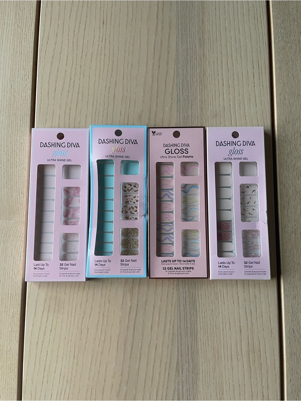 Dashing Diva Gloss Ultra Shine Press on Gel Nail Strips 4 packs